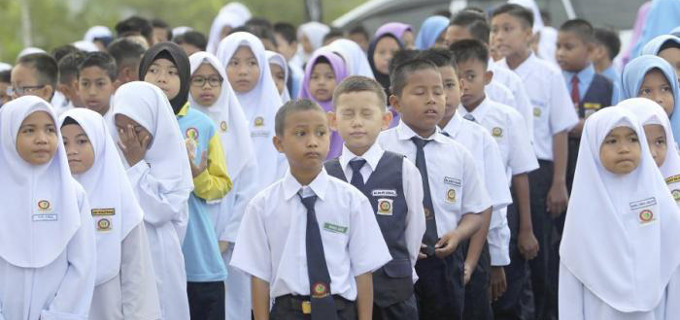 El gobierno de Malasia rectifica y no obligar a aprender la grafa rabe-islmica a nios no musulmanes