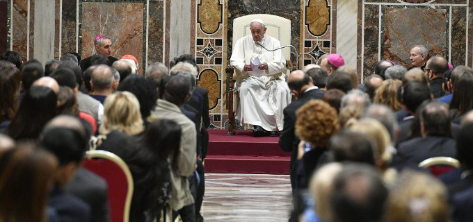 El Papa recibe a los empleados del Dicasterio para la Comunicacin