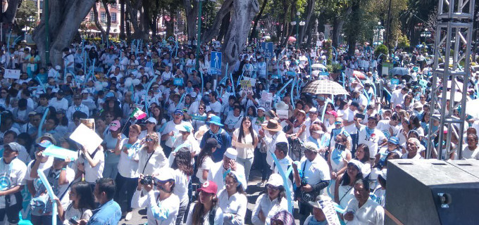 Centenares de miles de mexicanos marcharon el sbado por la vida