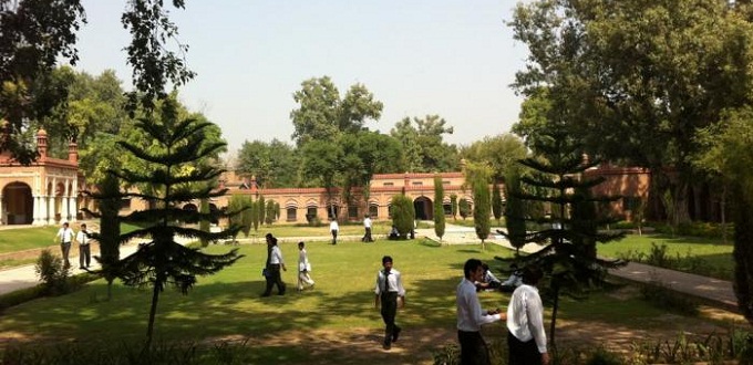 La Comisin Nacional de Justicia y Paz se opone a la nacionalizacin de un Colegio cristiano en Peshawar
