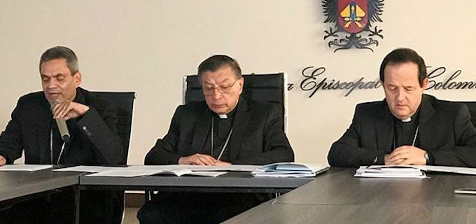 Los obispos colombianos reclaman un dilogo nacional y piden a los fieles que recen