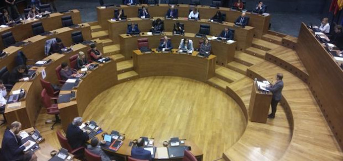 El Parlamento de Navarra rechaza que los padres puedan elegir centro educativo para sus hijos