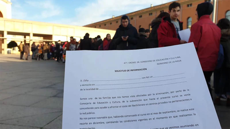 Asociaciones de padres y centros concertados en contra de la eliminacin del Cheque-Bachillerato en La Rioja: es una cuestin ideolgica