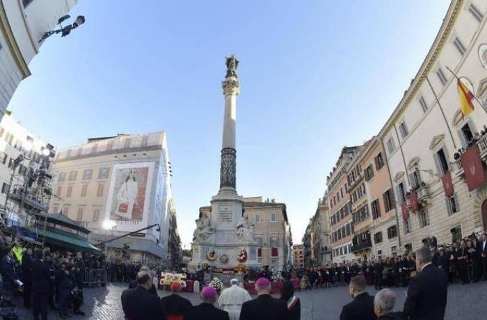 El Papa confa a la Inmaculada a los que «estn oprimidos por el desnimo a causa del pecado»