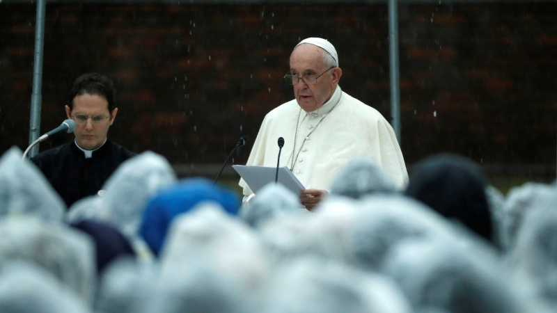 El Papa al 50 Foro de Davos: situar a la persona humana en el centro de la poltica