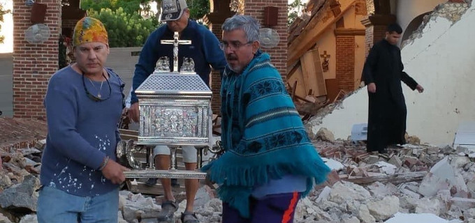 Rescatan el Sagrario de la Parroquia Inmaculada Concepcin de Guayanilla tras el terremoto en Puerto Rico