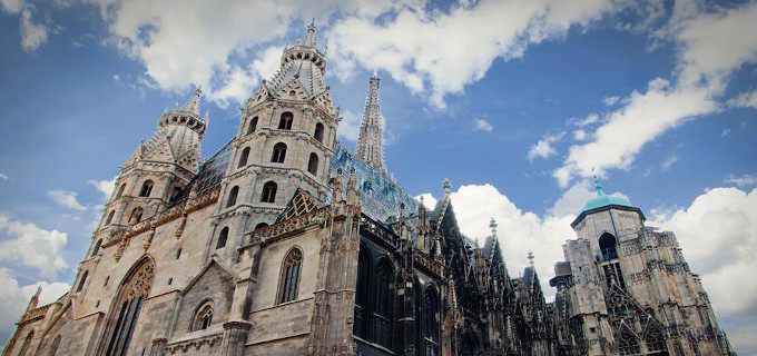 La archidicesis de Viena niega que sea oficial el informe que planea cerrar 150 iglesias en diez aos