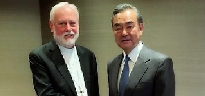 La Santa Sede y la dictadura comunista china constatan sus buenas relaciones