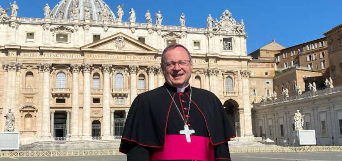 Mons. Btinzg: El Papa aprecia la Asamblea Sinodal de la Iglesia en Alemania