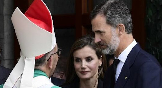 Felipe VI da el psame al cardenal Omella por los sacerdotes fallecidos durante la pandemia