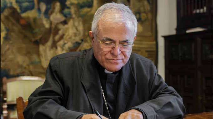Mons. Demetrio Fernndez critica que no haya procesiones y pregunta si los creyentes somos contagiosos