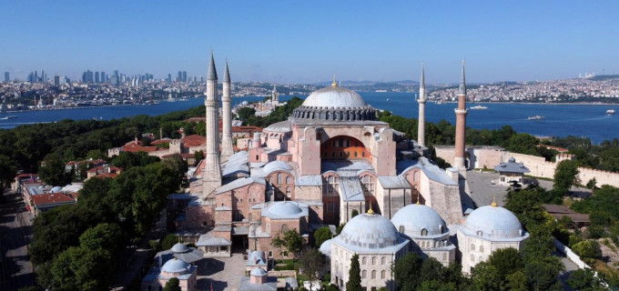 Erdogan convierte la Baslica de Santa Sofa en una mezquita ofendiendo a las iglesias ortodoxas