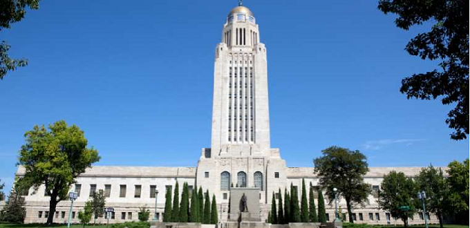 Nebraska aprueba la prohibicin del aborto por desmembramiento