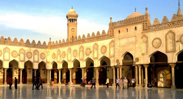 La Universidad de al-Azhar califica como acto criminal la republicacin de las vietas sobre Mahoma