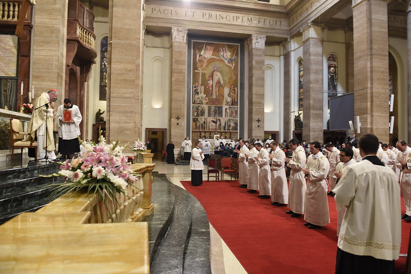 El cardenal Parolin ordena en Roma a 29 sacerdotes del Opus Dei procedentes de 13 pases