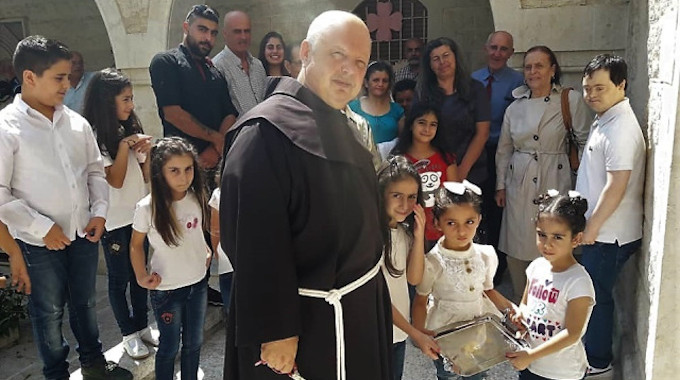 Dos franciscanos atienden a 300 familias cristianas en pueblos sirios que siguen bajo el control de yihadistas
