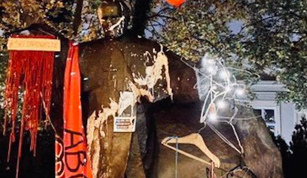 Los proabortistas atacan iglesias y monumentos cristianos en Polonia
