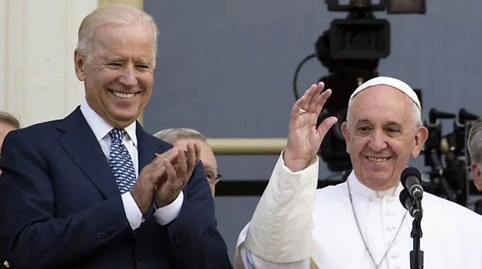 El Papa llama a Joe Biden para felicitarle por una victoria que no es todava oficial