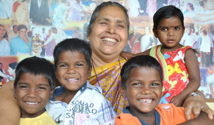 Se inaugura un nuevo refugio para mujeres y nios de la calle en Calcuta