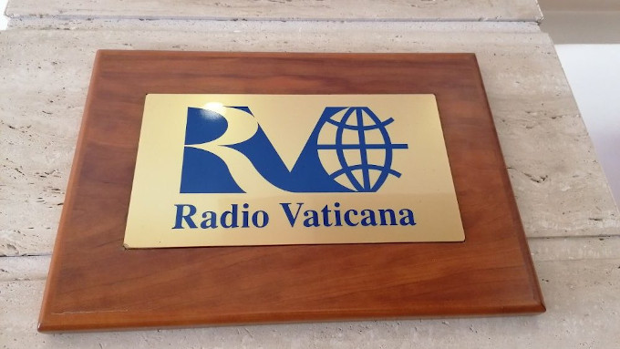 Radio Vaticano cumple 90 aos y empieza a emitir por internet