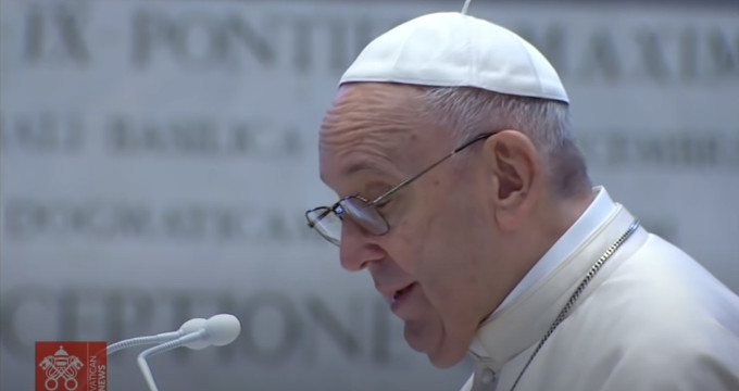 El Papa pide que las familias ms necesitadas reciban las ayudas pblicas necesarias para su sustento