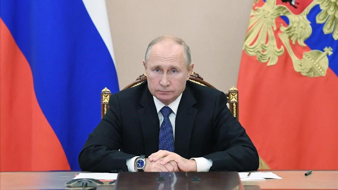 Putin firma la reforma constitucional que impide el matrimonio homosexual en Rusia