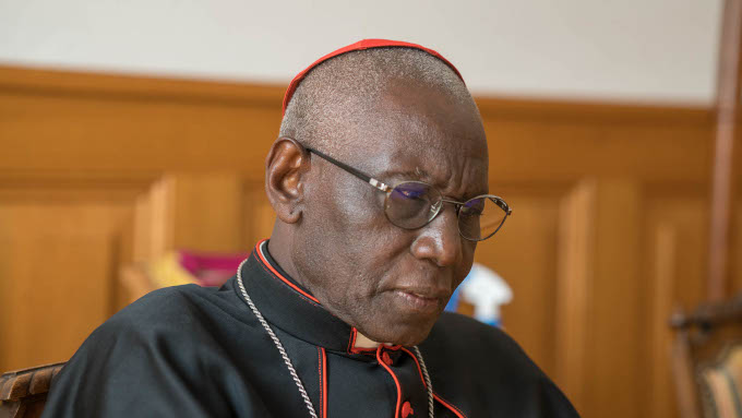Cardenal Sarah: La libertad religiosa tambin est amenazada en Occidente