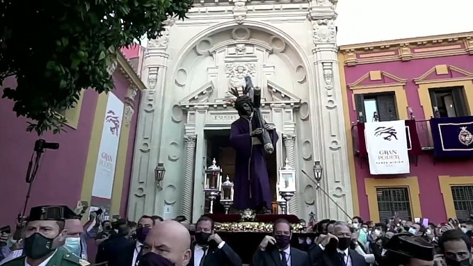 El Cristo del Gran Poder sale en misin evangelizadora a los barrios ms pobres de Sevilla