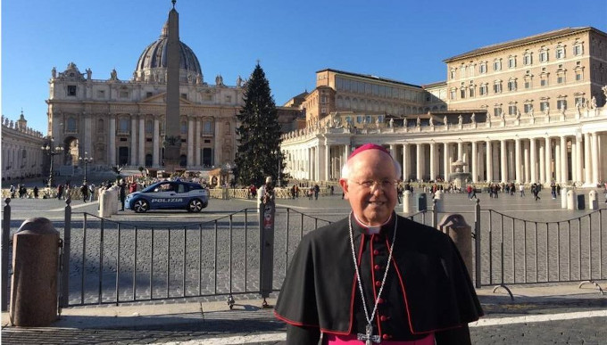Mons. Julin Barrio cree que Francisco «tiene inters» en visitar Santiago de Compostela