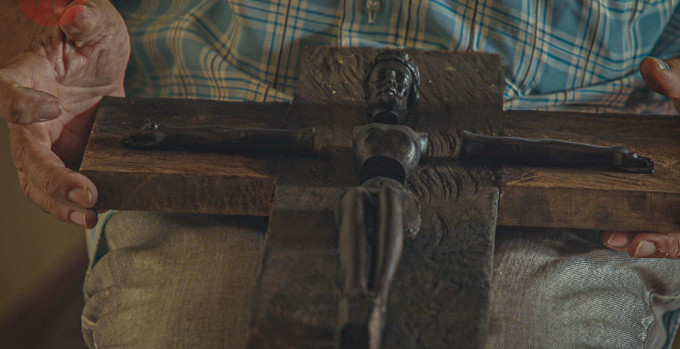 P. Edegard Silva: La cruz se hizo con la madera quemada de la casa de un cristiano