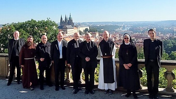 Los obispos nrdicos advierten a los alemanes que no pueden cambiar la fe y romper la comunin con el resto de la Iglesia
