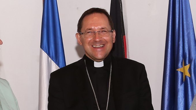 El Nuncio de Nicaragua abandona el pas