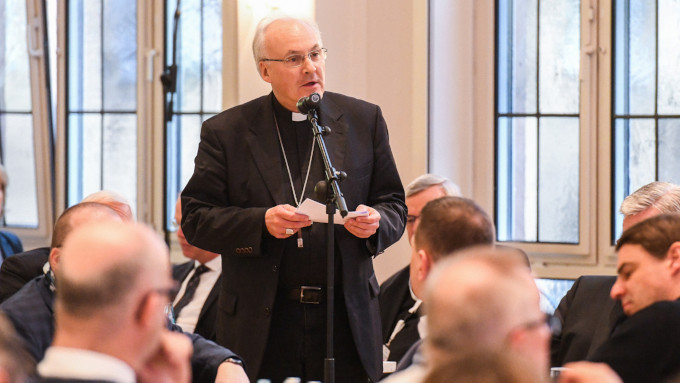 Mons. Voderholzer denuncia: la autoridad docente de los obispos se sustituye por la teologa alemana racionalista