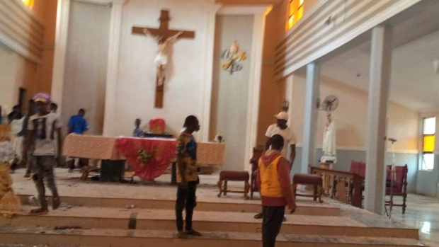 Masacre de catlicos en Nigeria mientras estaban en la misa de Pentecosts