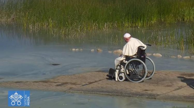 El Papa «peregrin» a un lago sagrado para los indgenas canadienses