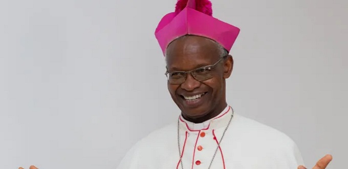 Monseor Richard Kuuia Baawobr: la grandeza es el servicio