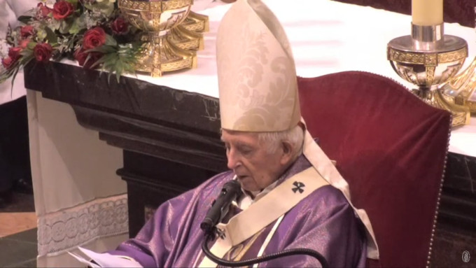 El cardenal Caizares se despide de los fieles valencianos dando las gracias y exhortndoles a permanecer en la fe