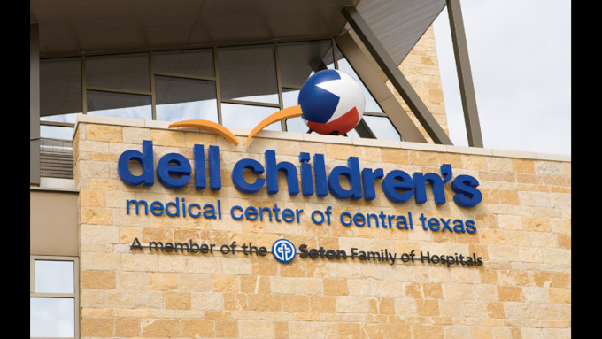 Investiga a un hospital infantil de Texas por tratamientos de reasignacin de sexo en nios