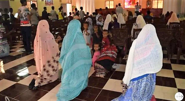Misionero en Sudn: Muchos de nuestros catlicos han acudido a las parroquias, pues aqu, la Iglesia es su esperanza