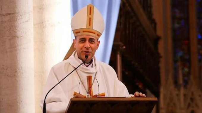 Un portavoz de Mons. Fernndez niega que obrara mal en el caso de un sacerdote abusador