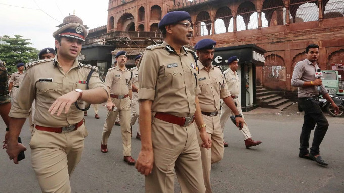 La polica del estado indio de Madhya Pradesh crea fichas de los misioneros cristianos