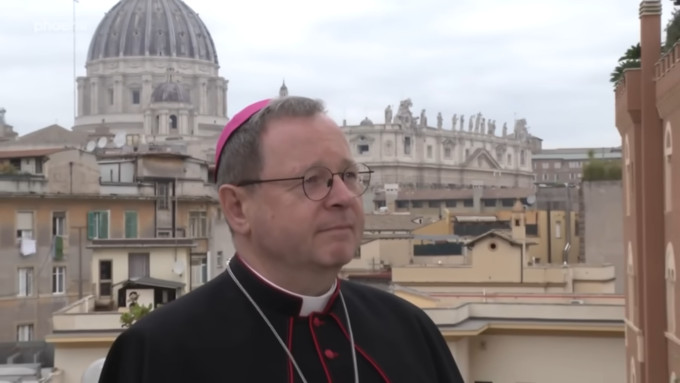 Mons. Btzing aboga por democratizar la Iglesia a travs de los procesos sinodales