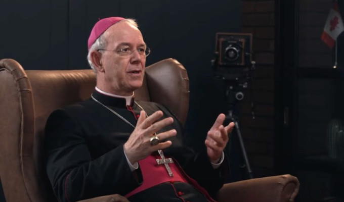 Schneider a Strickland: los Papas, obispos confesores del pasado y mrtires te estn apoyando y alentando