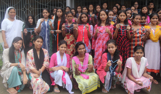 Los catlicos de Bangladesh se vuelcan en el rezo del Rosario