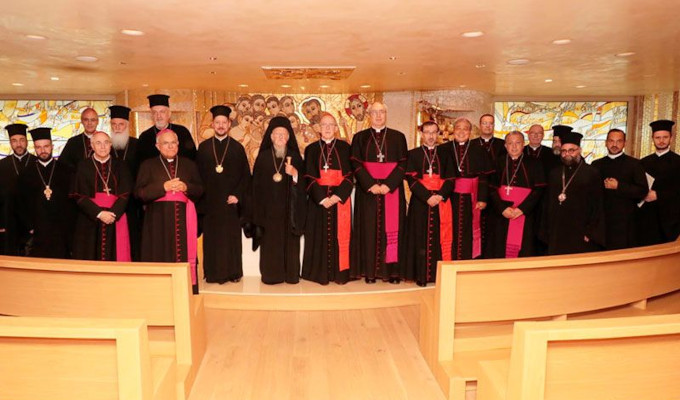 El Patriarca de Constantinopla visita la sede de la Conferencia Episcopal Espaola