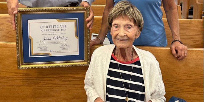 Una anciana de 92 aos ha rezado desde 1999 todos los das varias horas ante un abortorio de Florida