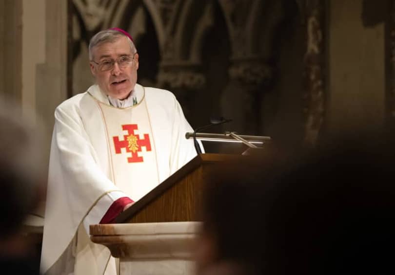 El obispo ingls Mark Davies seala la importancia de los funerales por la Iglesia en medio del aumento de las cremaciones directas
