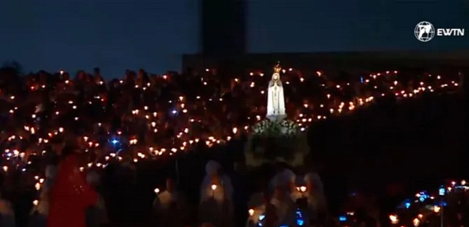 Ms de 180,000 peregrinos se renen en Ftima para orar por la paz en Tierra Santa y Ucrania