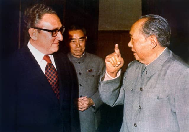 Mosher: Kissinger convirti el control de la poblacin en un arma en la Guerra Fra