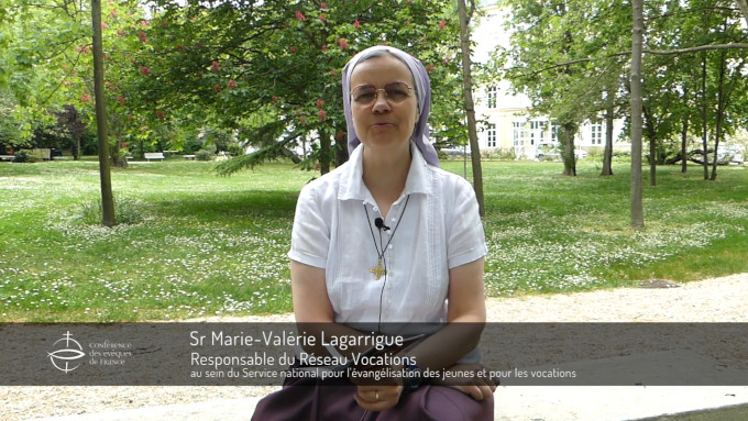 Sor Marie-Valrie Lagarrigue explica el proyecto que acerca a los jvenes franceses a la vida monstica